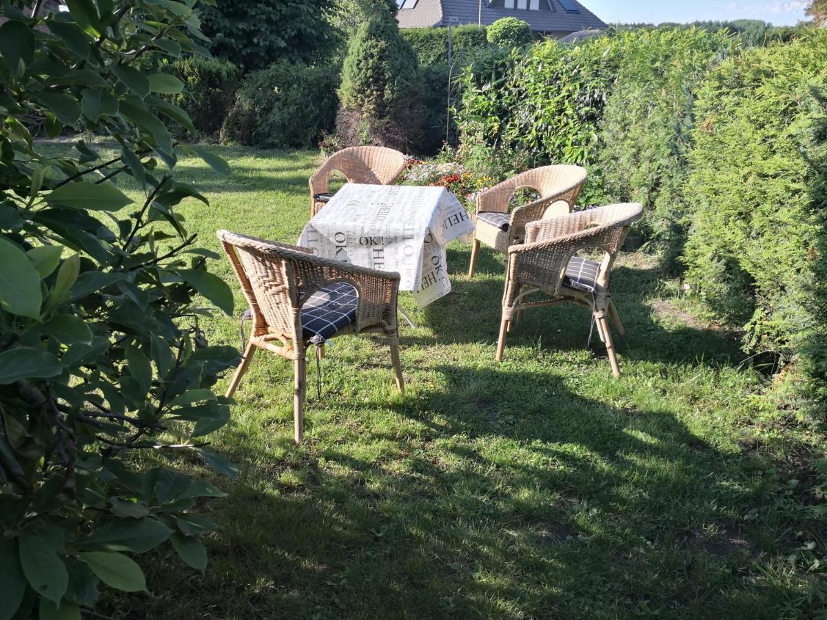 Kuenstler Ferienwohnung 3 Zimmer Kueche Bad Zentrale Lage Wulsbuttel Экстерьер фото
