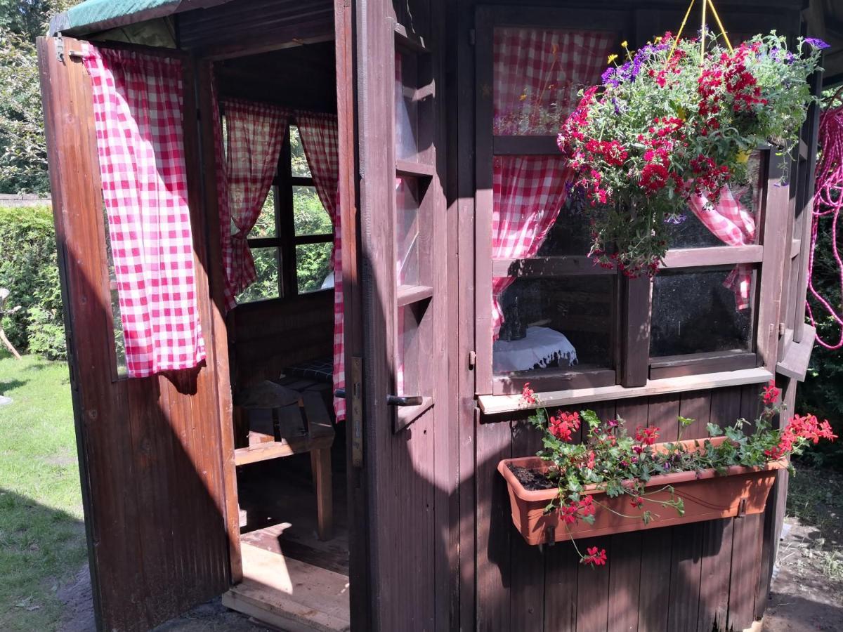 Kuenstler Ferienwohnung 3 Zimmer Kueche Bad Zentrale Lage Wulsbuttel Экстерьер фото