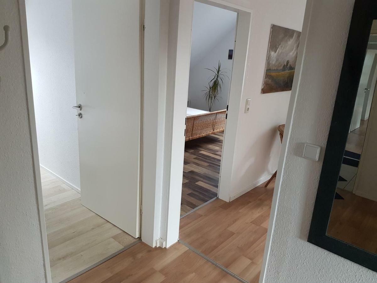 Kuenstler Ferienwohnung 3 Zimmer Kueche Bad Zentrale Lage Wulsbuttel Экстерьер фото